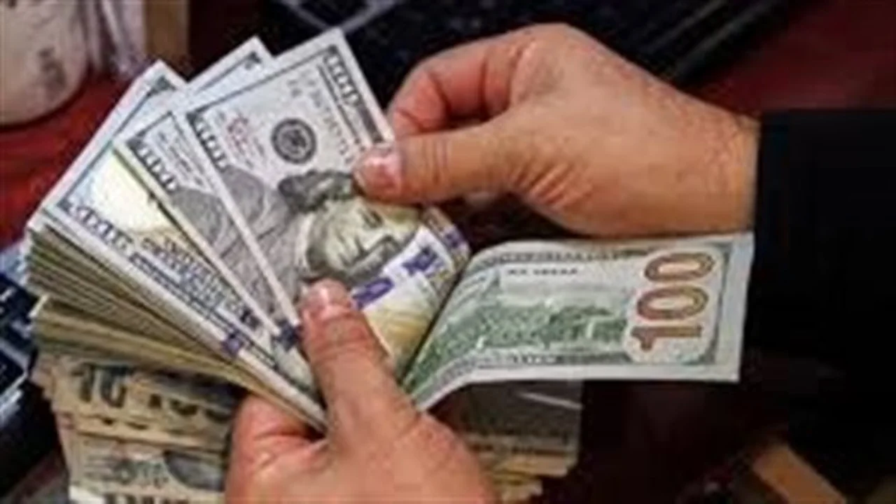 سعر الدولار في البنوك المصرية يتغير بشكل مفاجئ اليوم